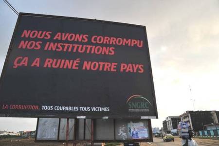 Article : Côte d’Ivoire : quand des arnaqueurs jettent leur dévolu sur les corrompus